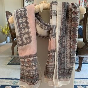 H&M Patterned Scarf